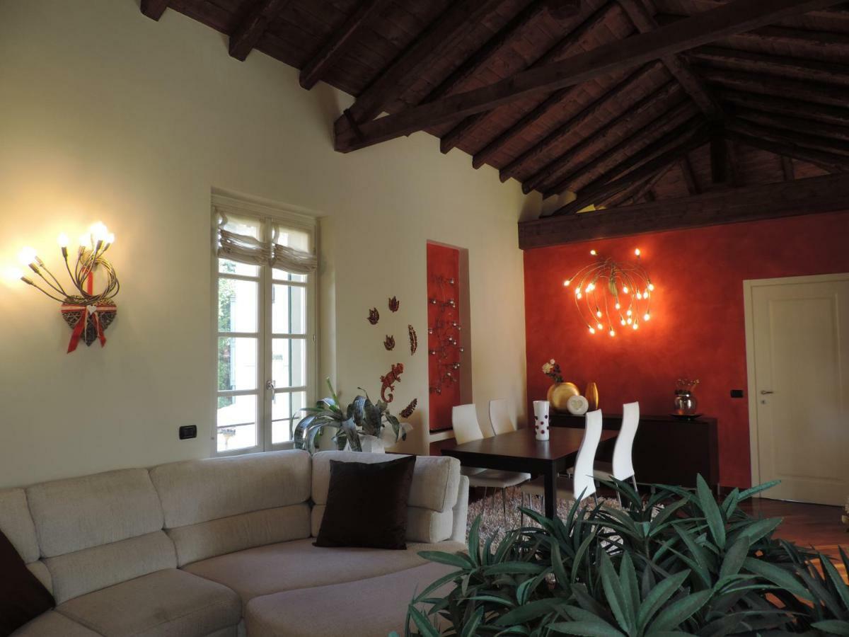 Feeling At Home - Varese Apartment Zewnętrze zdjęcie